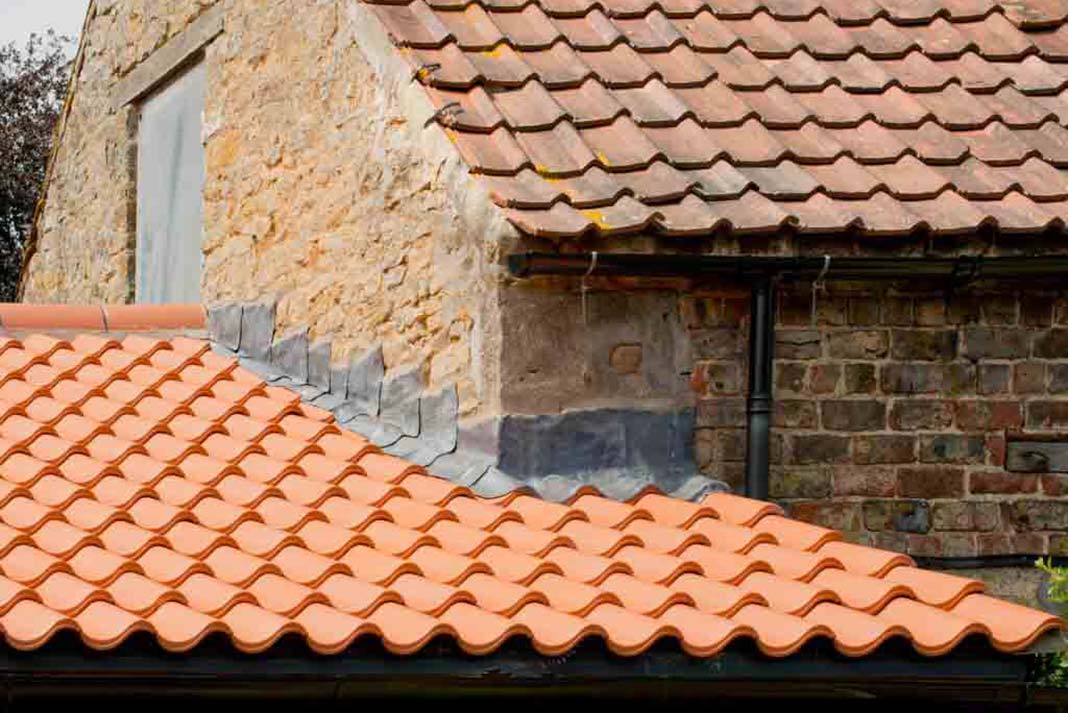 Technical Tips Low Pitch Roofing, How To Fit Clay Roof Tiles