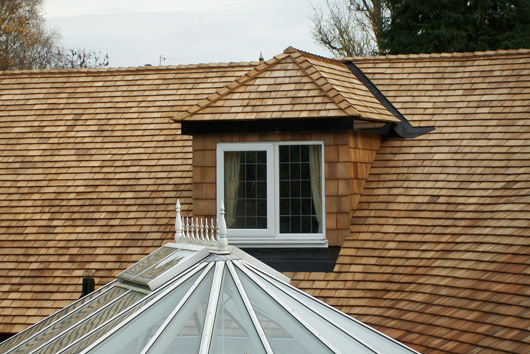 A guide to cedar shingles | Roofing Cladding & Insulation Magazine (RCI)