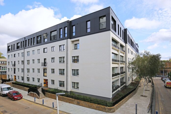 Sto’s external wall insulation and resin brick slips have helped create a thermally-efficient and visually striking appearance for a £7.8 million residential refurbishment project on London’s Stockwell Park estate.