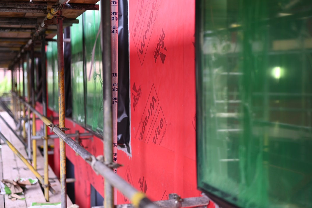 Wraptite partners with Hadley Frame for an airtight performance